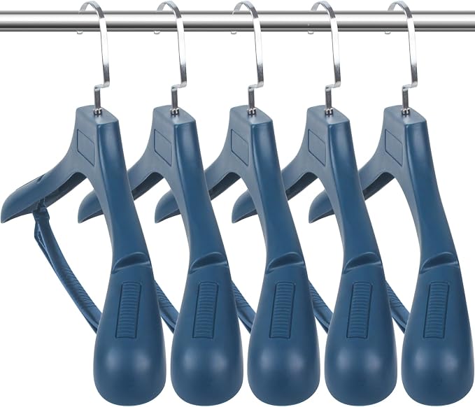 DEDU Plastic Extra Wide Shoulder Suit Hangers by DEDU