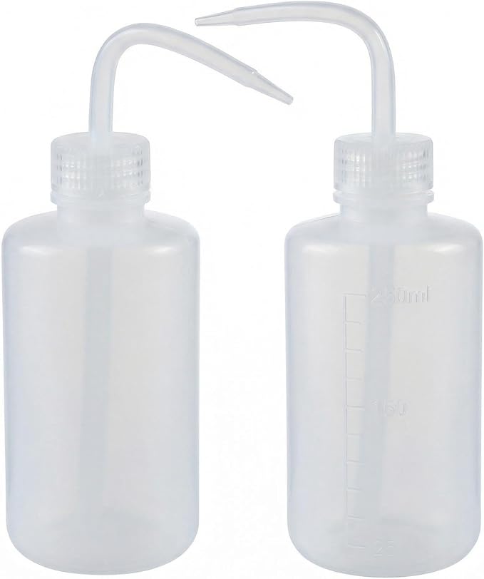 2Pcs 250ml/8.8oz White Translucent Plastic Graduated Squeeze Washing Bottles by Unknown