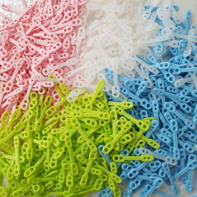 20 Pack Clothes Hangers Windproof Lock Straps Buckle Shockproof Non Falling - Image 9