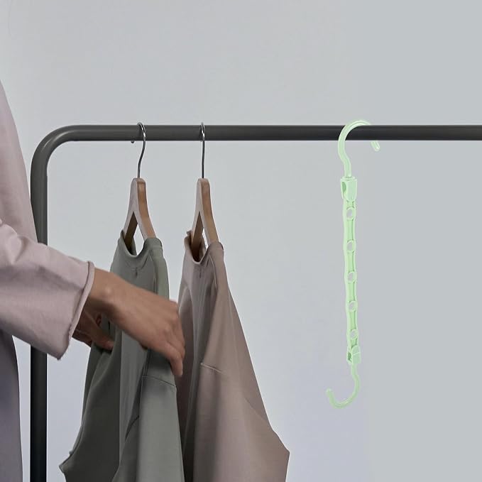 Veemoon 6pcs Space Saving Clothes Hangers Set - Image 4