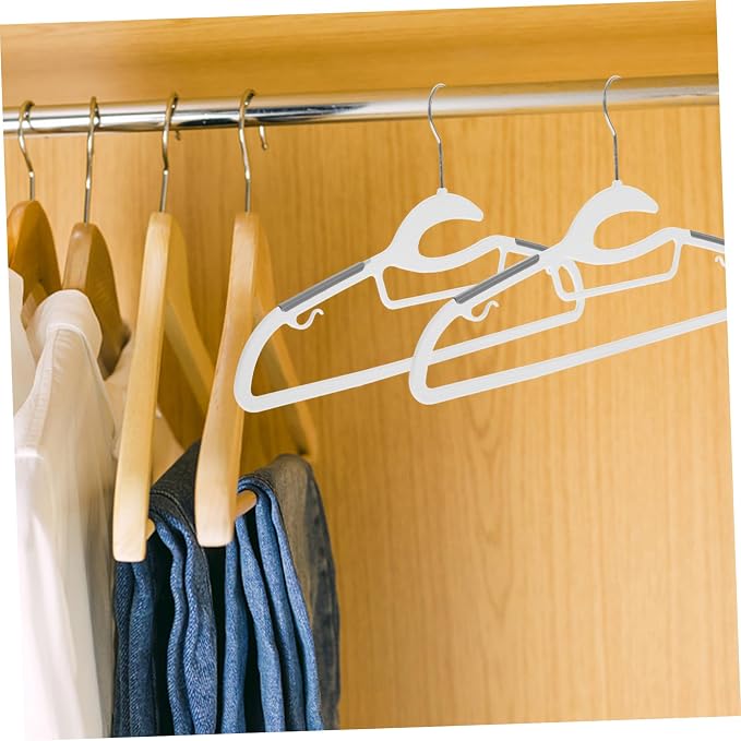 10pcs Extra Wide Non Slip Plastic Hangers - Image 6