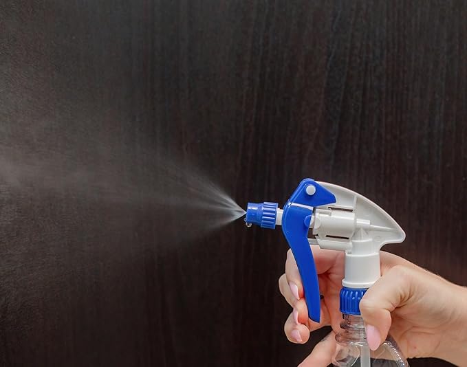 Heavy Duty 32oz Plastic Spray Bottles - Image 7