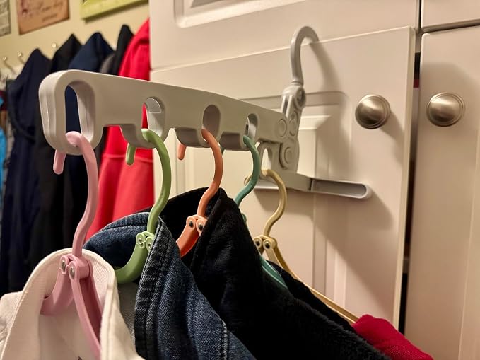 WaWacomp1PC Portable Folding Clothes Drying Rack and 5 Pcs Foldable Hangers - Image 5