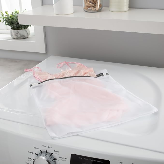 Large Mesh Wash Bag | Laundry | Washing Machine | Zipper Closure | Prevents - Image 7