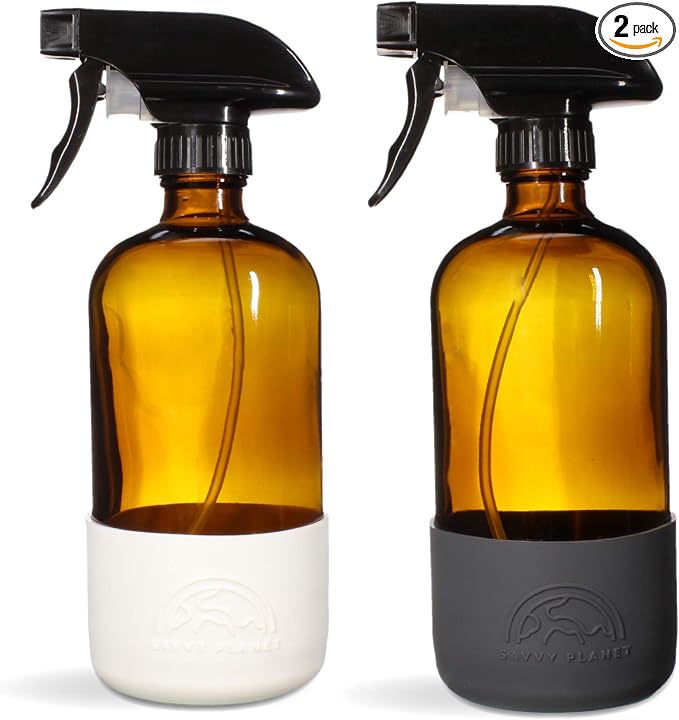 SAVVY PLANET Empty Amber Glass Spray Bottles by Savvy+Planet