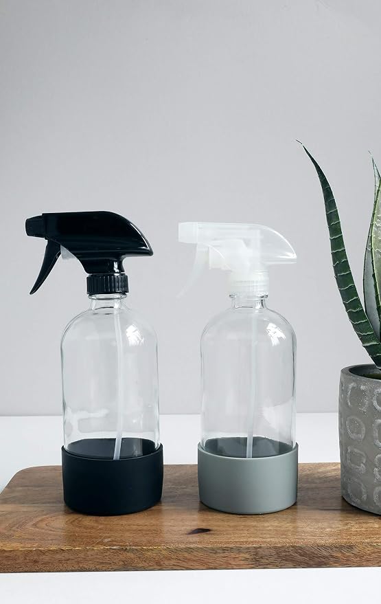 Rail19 Refillable Clear Glass Cleaning Spray Bottle - Image 3