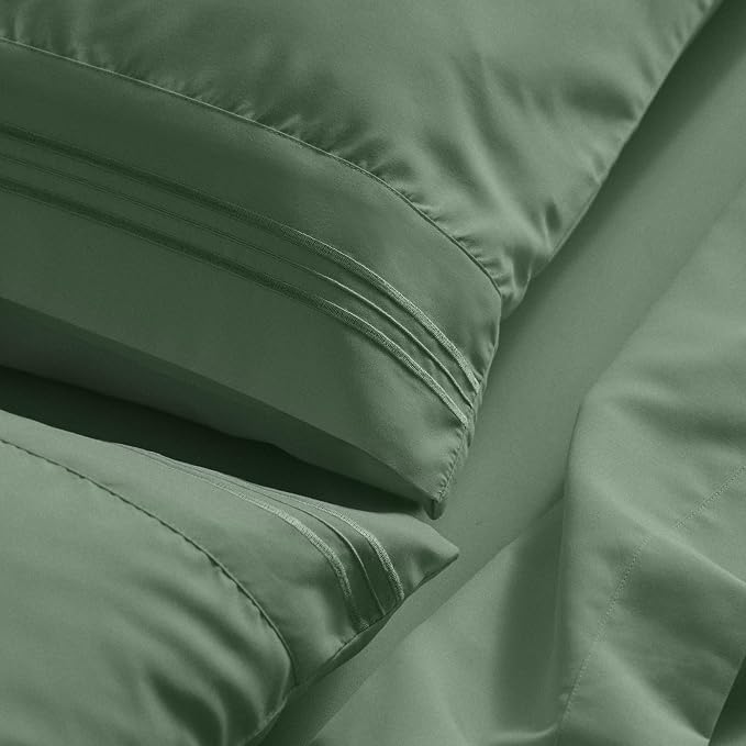 Mellanni Queen Sheet Set - Image 6