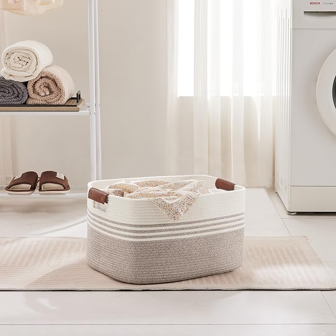 45L Small Laundry Basket with Leather Handles - Image 4